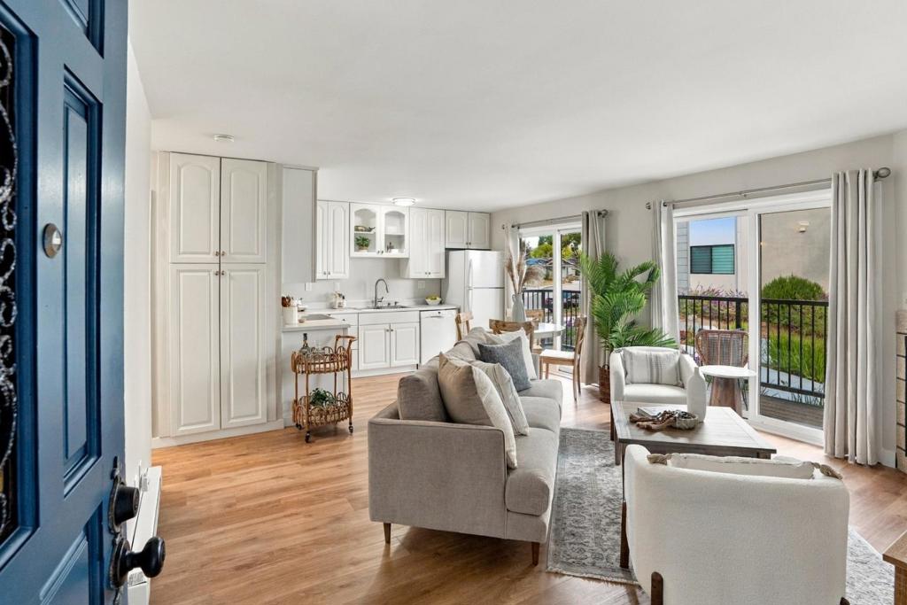 815 Balboa Avenue 102