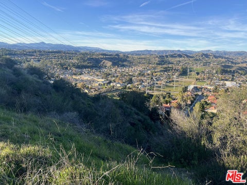 Photo of 0 Alta Knoll Dr, Santa Clarita, CA 91350 (MLS # 26832083)