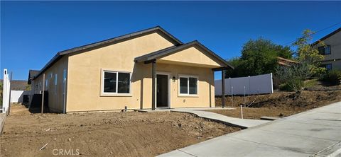 237 E Prospect Street Lake Elsinore CA 92530