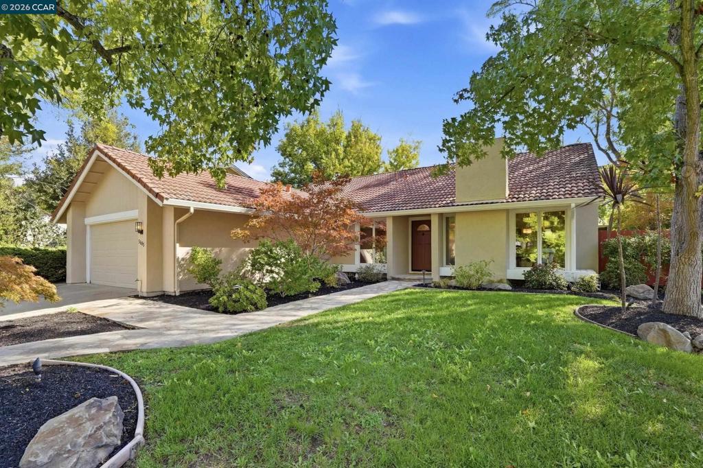 5685 White Mountain Ct