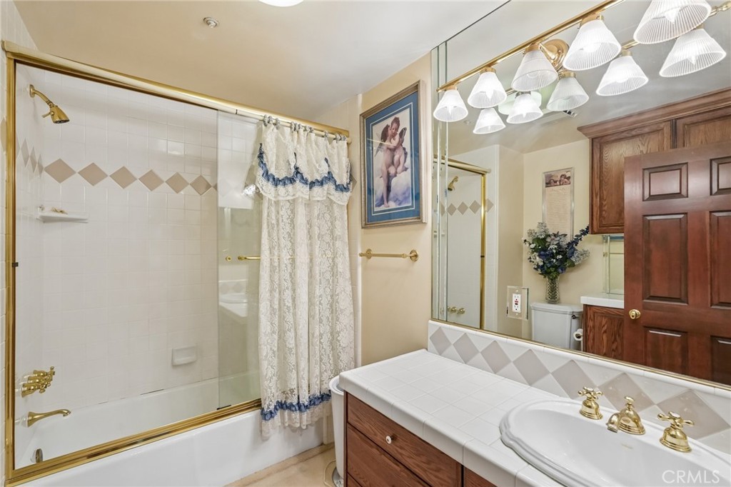 Chino Hills, California, 91709, United States, 6 Bedrooms Bedrooms, ,6 BathroomsBathrooms,Residential,Active,2042747