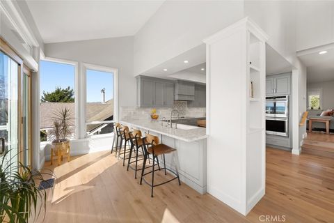 Tiny photo for 444 Kings Avenue Ave, Morro Bay, CA 93442 (MLS # SC26018155)