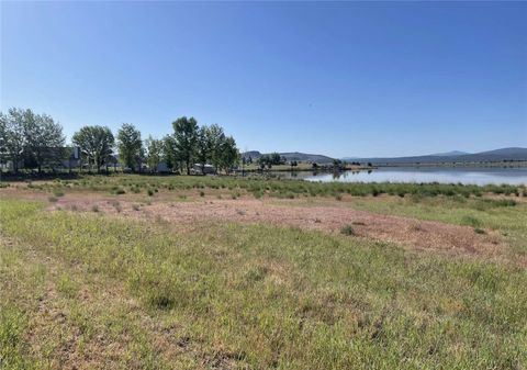 Photo of 0 Lake View Drive, Alturas, CA 96101 (MLS # FR25227751)