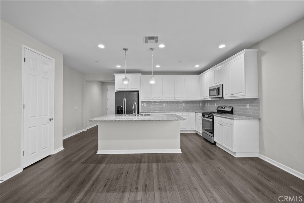 37846 Sunnyvale Lane