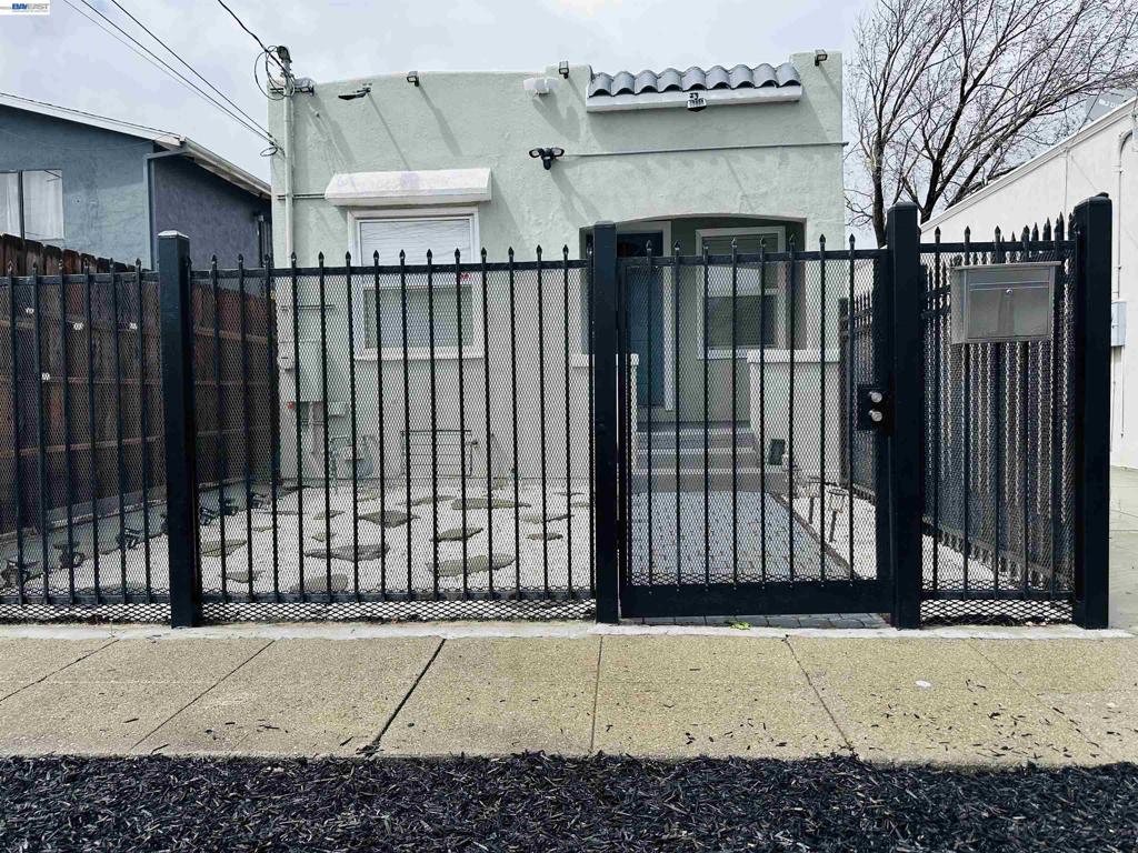 1249 88TH AVE