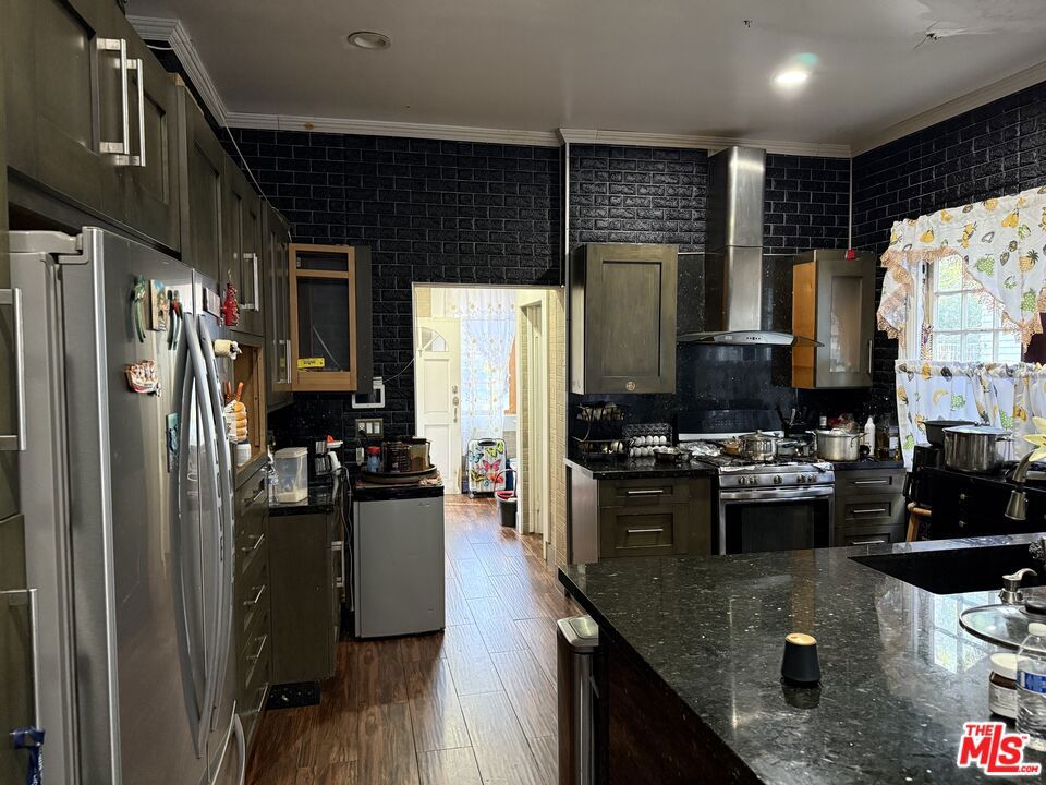 1625 S Bonnie Brae Street