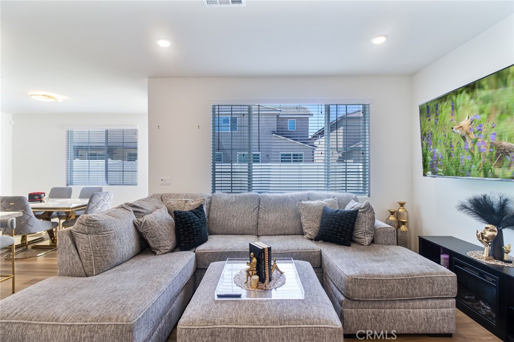 2448 Powell