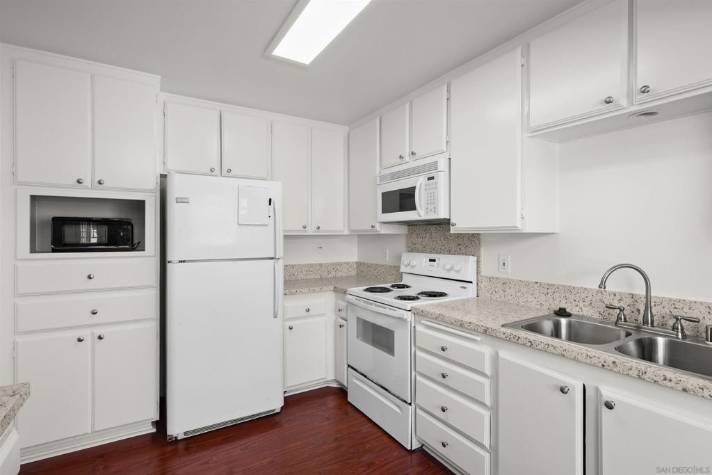 La Jolla - Residential Lease