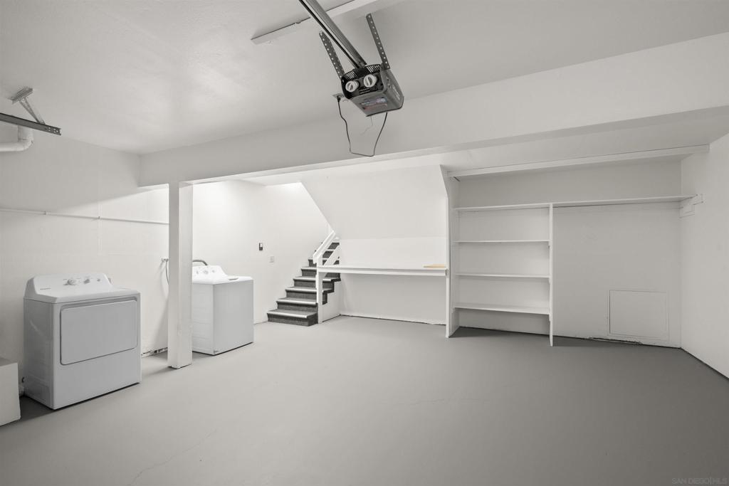 La Jolla - Residential Lease