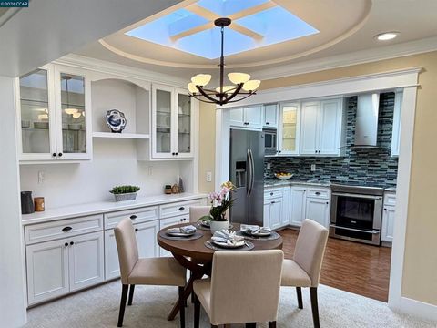 Photo of 1332 1332 Running Springs Rd Rd #1, Walnut Creek, CA 94595 (MLS # 41124079)