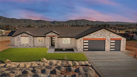 18399 Pacific Hesperia CA 92345