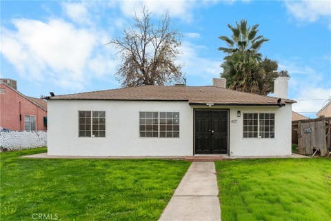 Photo of 407 4th St, Bakersfield, CA 93304 (MLS # SR26177390)