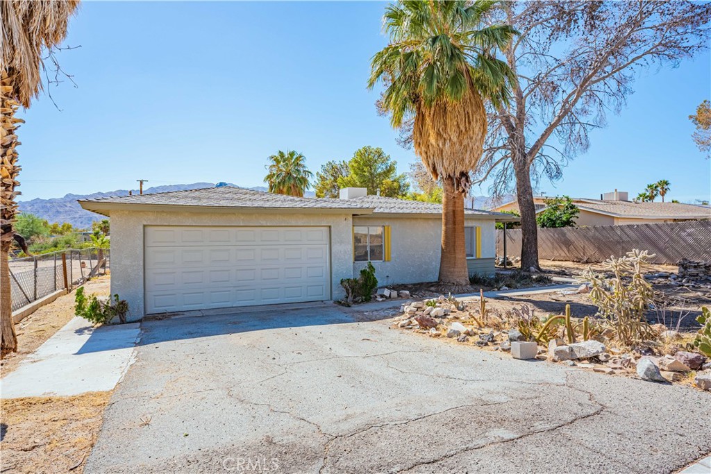 Desert living with investment potential! This 2-bed, 1-bath home (~860 sq ft) sits on a spacious ~0.38-acre lot in Twentynine Palms—just minutes from Joshua Tree National Park. Perfect for first-time buyers or investors, the property offers room to add value with modern window upgrades, a pool, or additional outdoor living space. Inside features a functional layout, while the large lot provides endless potential for entertaining or expansion. With strong demand for short-term rentals near Joshua Tree and local comps in the $230K–$270K range, this property delivers affordability and upside.
Seller will offer interest rate buy-down. Please contact listing agent for details!