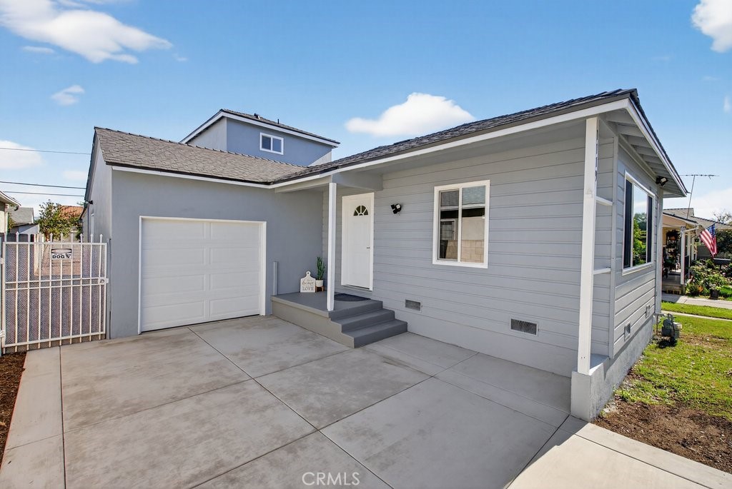 1119 Magnolia