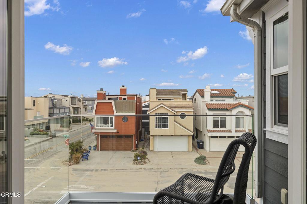 Oxnard, California, 93035, United States, 3 Bedrooms Bedrooms, ,4 BathroomsBathrooms,Residential,Active,2020753