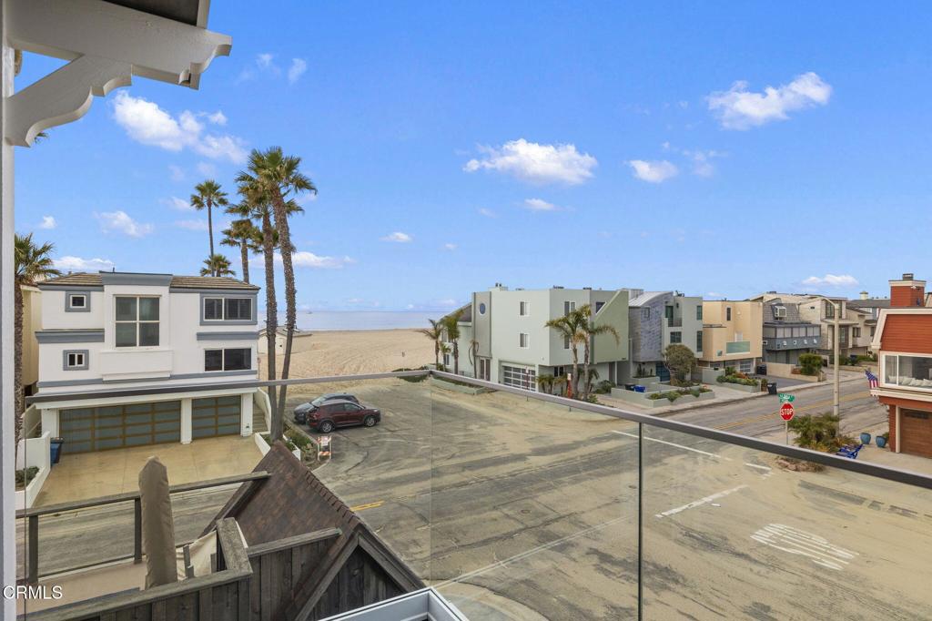 Oxnard, California, 93035, United States, 3 Bedrooms Bedrooms, ,4 BathroomsBathrooms,Residential,Active,2020753