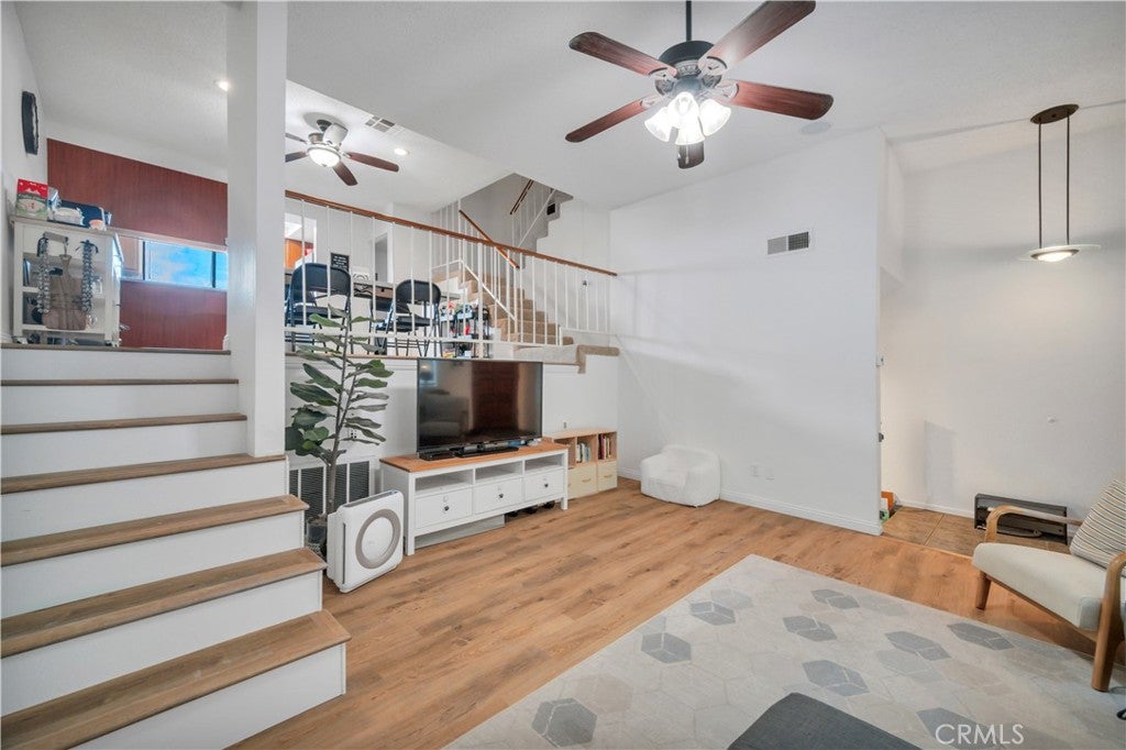 3415 Artesia 7