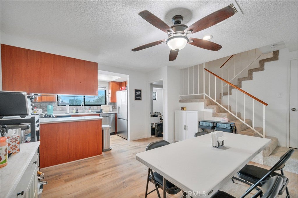 3415 Artesia 7