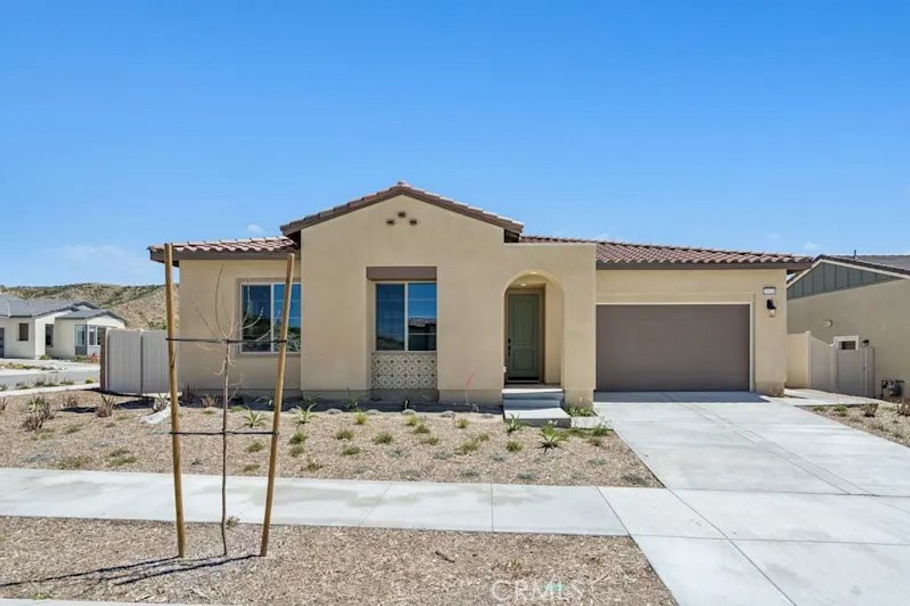 Photo of 28920 Vertex Way, Canyon Country, CA 91350 (MLS # OC26082730)