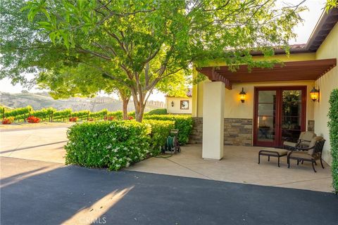 Tiny photo for 4550 Almond Dr, Templeton, CA 93465 (MLS # NS26080515)