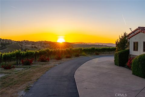 Tiny photo for 4550 Almond Dr, Templeton, CA 93465 (MLS # NS26080515)