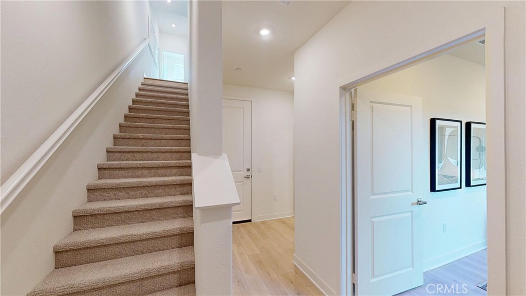 1814 E 1st Street 350