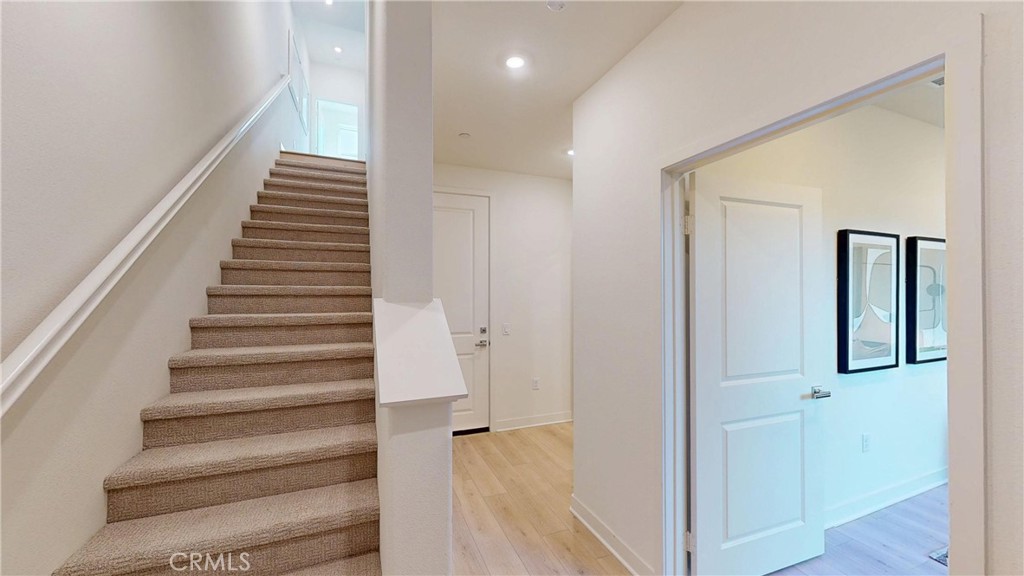 1814 E 1st Street 350