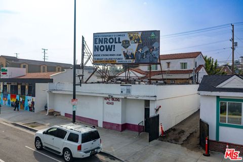 Photo of 4847 Crenshaw Boulevard, Los Angeles, CA 90043 (MLS # 26644967)