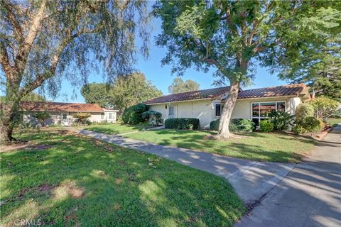 3008 Via Buena A Laguna Woods CA 92637