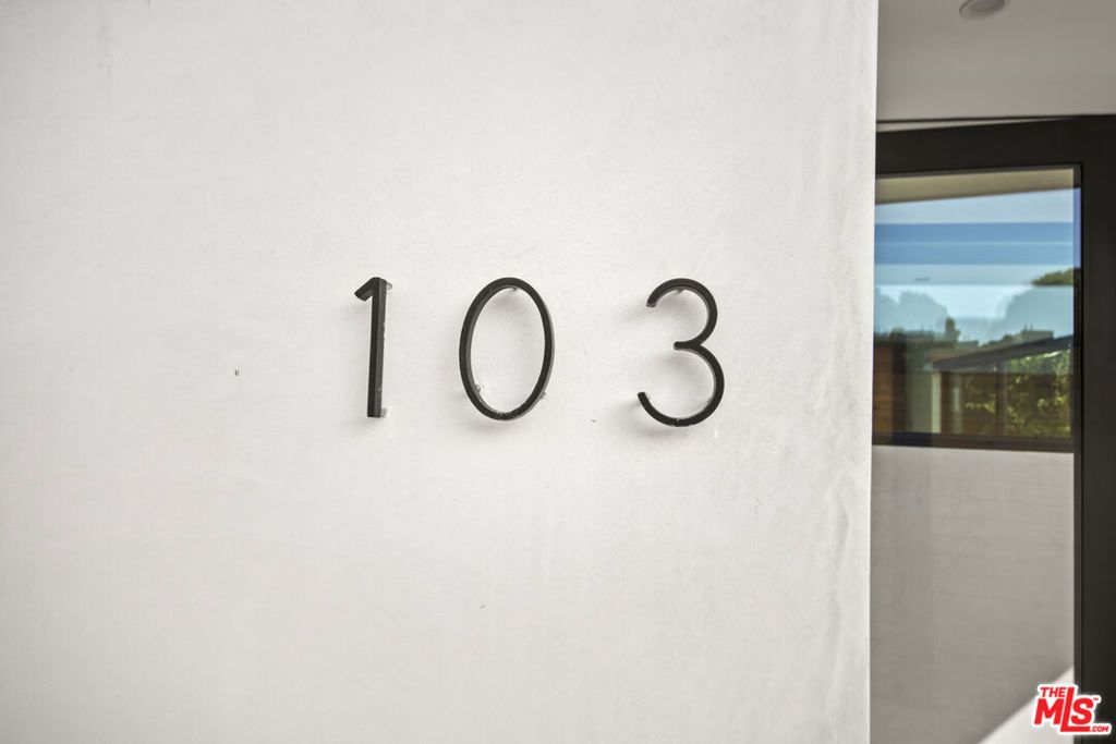 Photo of 212 Bay Street #103, Santa Monica, CA 90405 (MLS # 25610607)