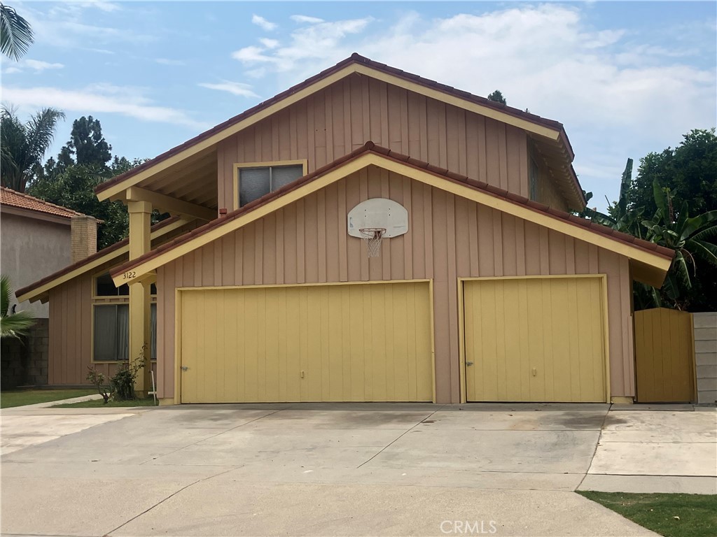 3122 S Linda Way