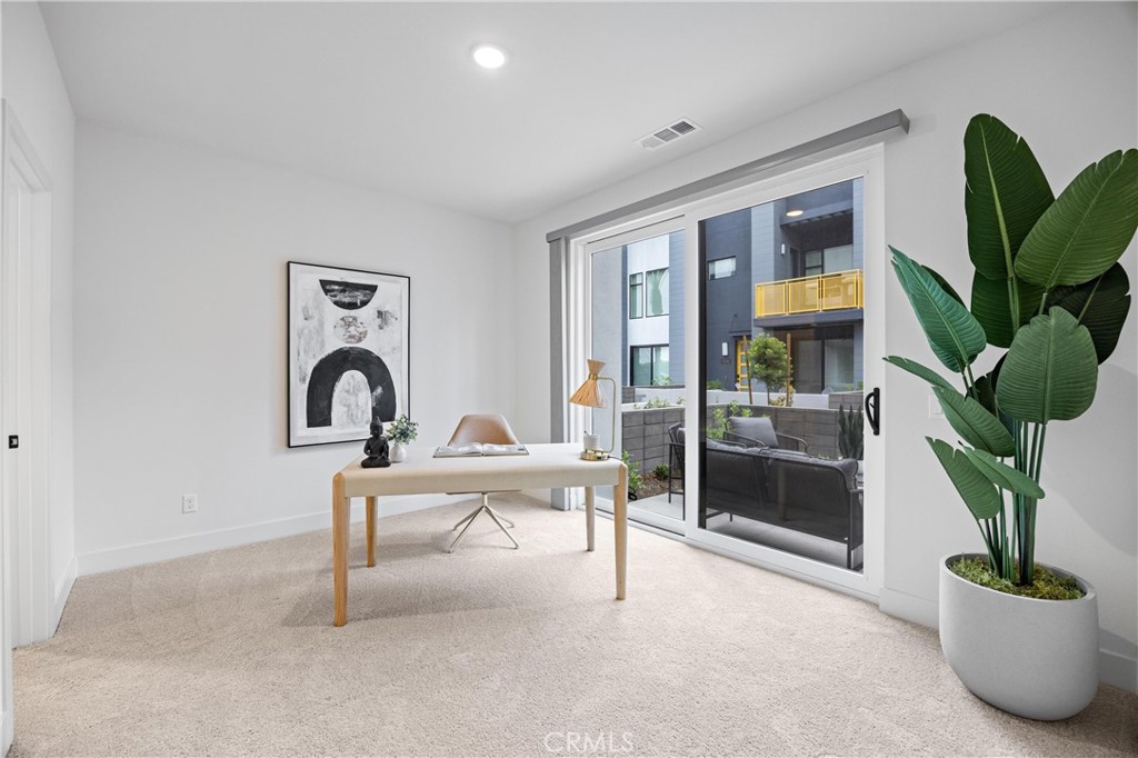 2132 Skylar Place