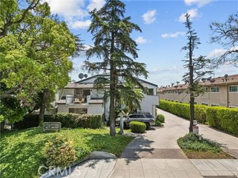 Photo of 996 W Huntington Dr #D, Arcadia, CA 91007 (MLS # WS26056748)