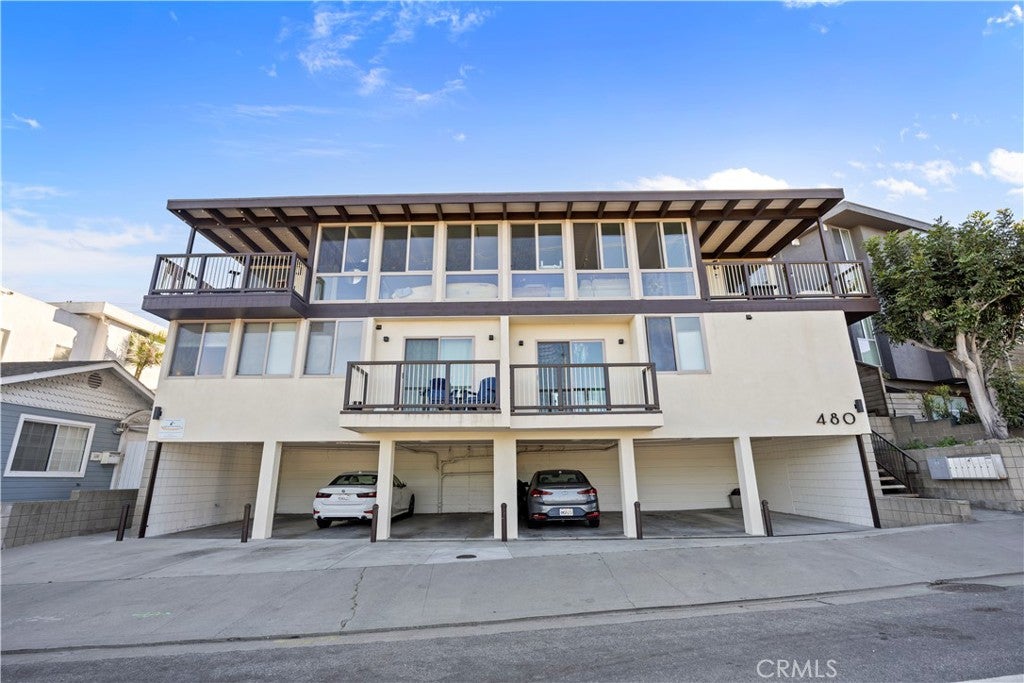 480 Rosecrans Avenue