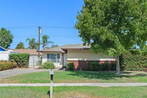 Photo of 4117 Bel Air St, Riverside, CA 92503 (MLS # IV25215793) Photo of 4117 Bel Air St, Riverside, CA 92503 (MLS # IV25215793)
