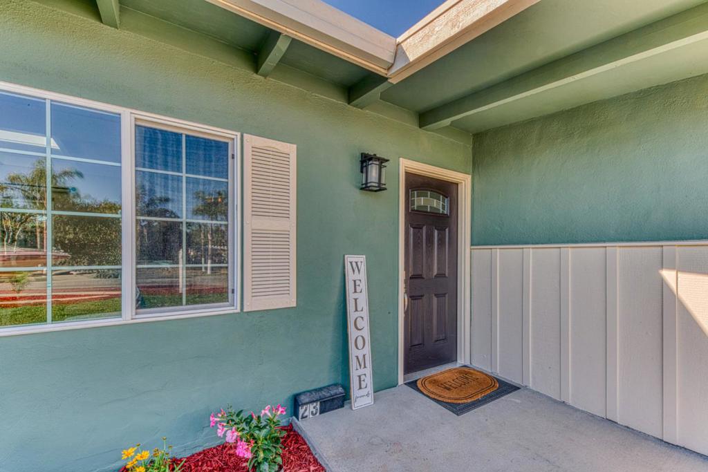 23 Harryette Drive