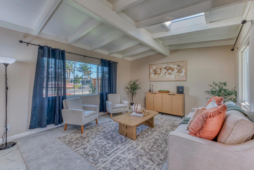 23 Harryette Drive
