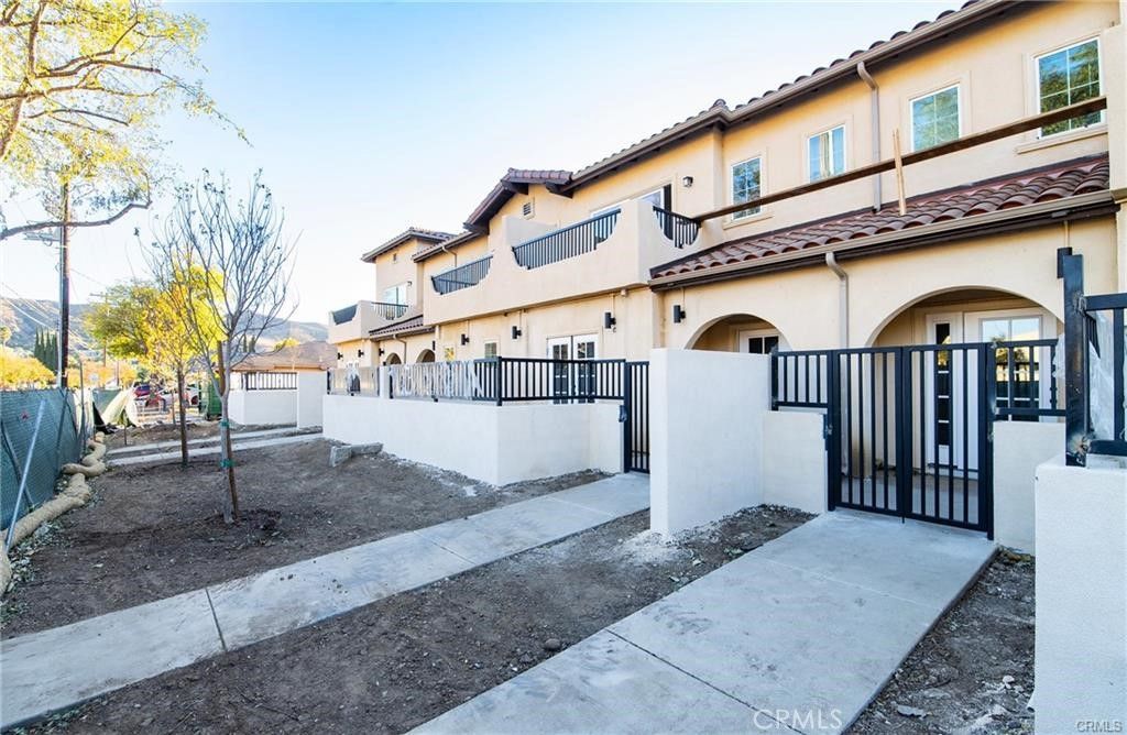 Photo of 5518 E Los Angeles Avenue #3, Simi Valley, CA 93063 (MLS # MB26032992)