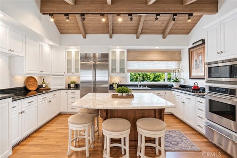 Photo of 332 Poinsettia Avenue, Corona Del Mar, CA 92625 (MLS # NP26222233)