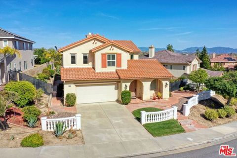 Photo of 30118 Galbreth Court, Castaic, CA 91384 (MLS # 26667861)