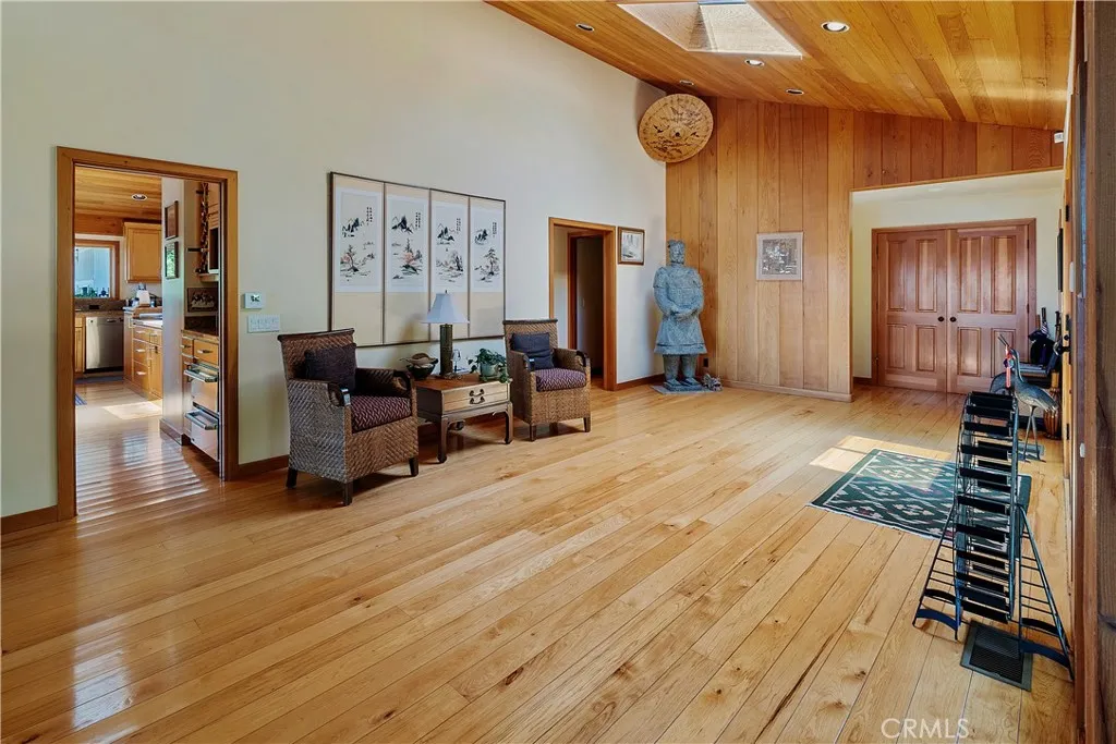 Rolling Hills, California 90274, United States, 5 Bedrooms Bedrooms, ,6 BathroomsBathrooms,Residential,Active,32156