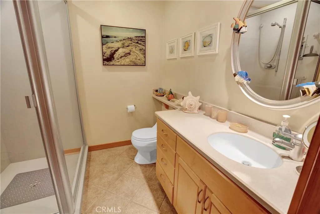 Rolling Hills, California 90274, United States, 5 Bedrooms Bedrooms, ,6 BathroomsBathrooms,Residential,Active,32156