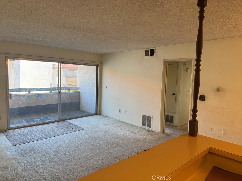 2511 W Sunflower F11