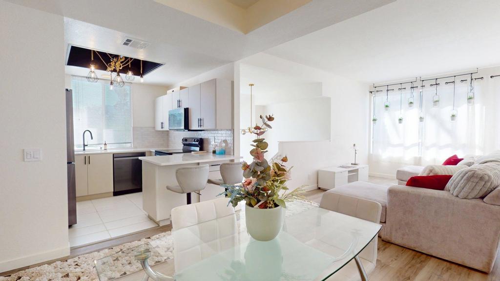 Properties 1 401 S El Cielo Road 22