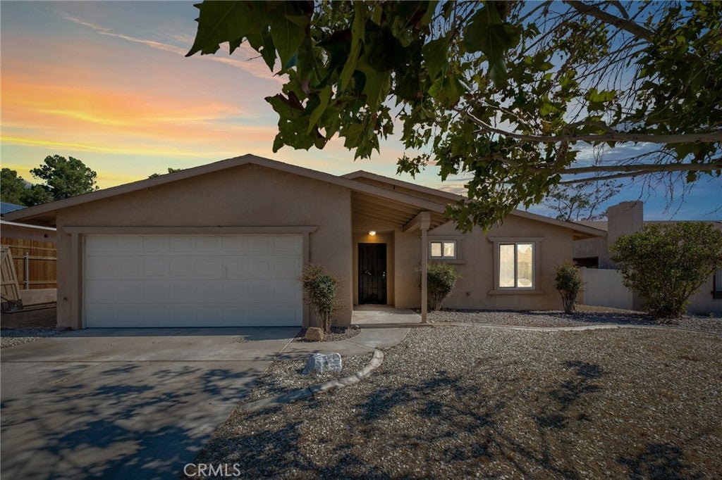 13887 Oakmont Drive