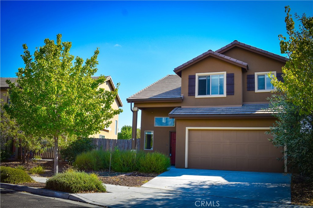 Experience Modern Living in the Heart of San Miguel! Step into this beautifully designed townhome, where contemporary style meets the charm of San Miguel. With three spacious bedrooms and 2.5 bathrooms spread across 1,489 square feet, this home is perfectly crafted for comfortable living. The inviting open-concept layout effortlessly connects the family room, dining area, and kitchen, creating an ideal space for both entertaining guests and enjoying everyday life. The kitchen is truly a highlight, boasting elegant granite countertops and luxurious wood cabinetry that will inspire your culinary creations. Venture upstairs to discover all three bedrooms and two full bathrooms, providing a tranquil escape just steps away from the main living area.
Additional features enhance this already impressive home, including a two-car garage and a private fenced backyard, ready for your personal touch—imagine creating your own outdoor oasis! Conveniently located near Highway 101, this home combines modern conveniences with the delightful atmosphere of small-town living. Don’t miss out on the opportunity to make this stunning property your new home!