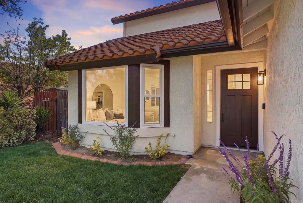 1433 El Cielo Lane