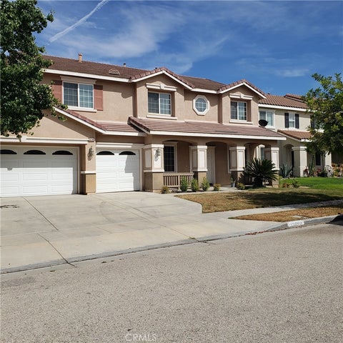 Photo of 33780 Salvia LN, Murrieta, CA 92563 (MLS # SW26186508)