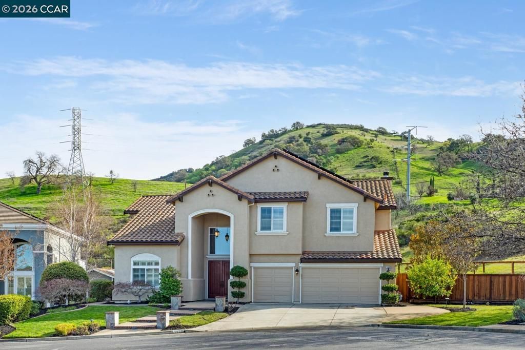 Photo of 5408 5408 Oakstone Ct Ct, Concord, CA 94521 (MLS # 41124167)