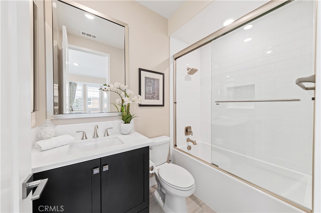 Irvine, California, 92618, United States, 4 Bedrooms Bedrooms, ,5 BathroomsBathrooms,Residential,Active,2027825